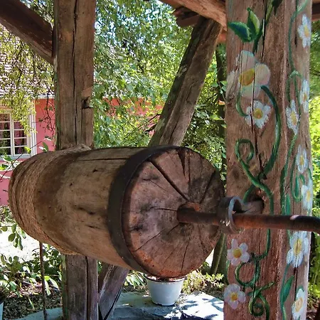 Guest house Ethno Village Slatkovac